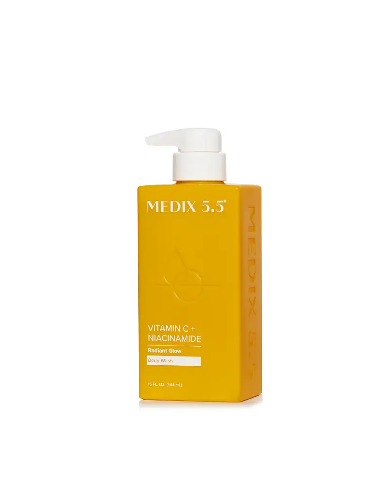 Medix 5.5 Vitamin C+ Niacinamide Radiant Glow Body Wash 444ml